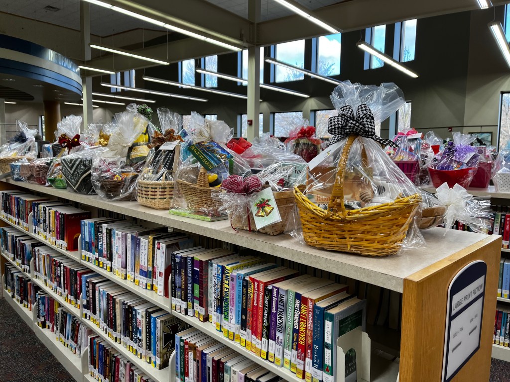 Annual Holiday Sale Germantown Library Friends